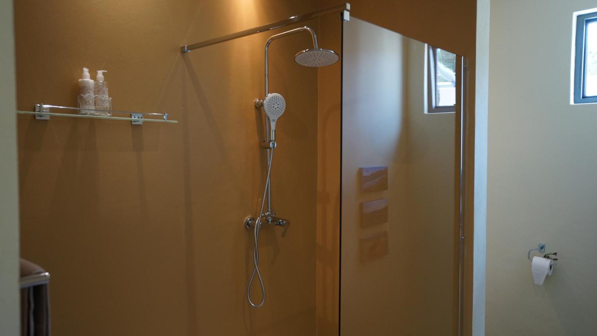 Stellar Overberg Travellers Lodge Napier Екстериор снимка
