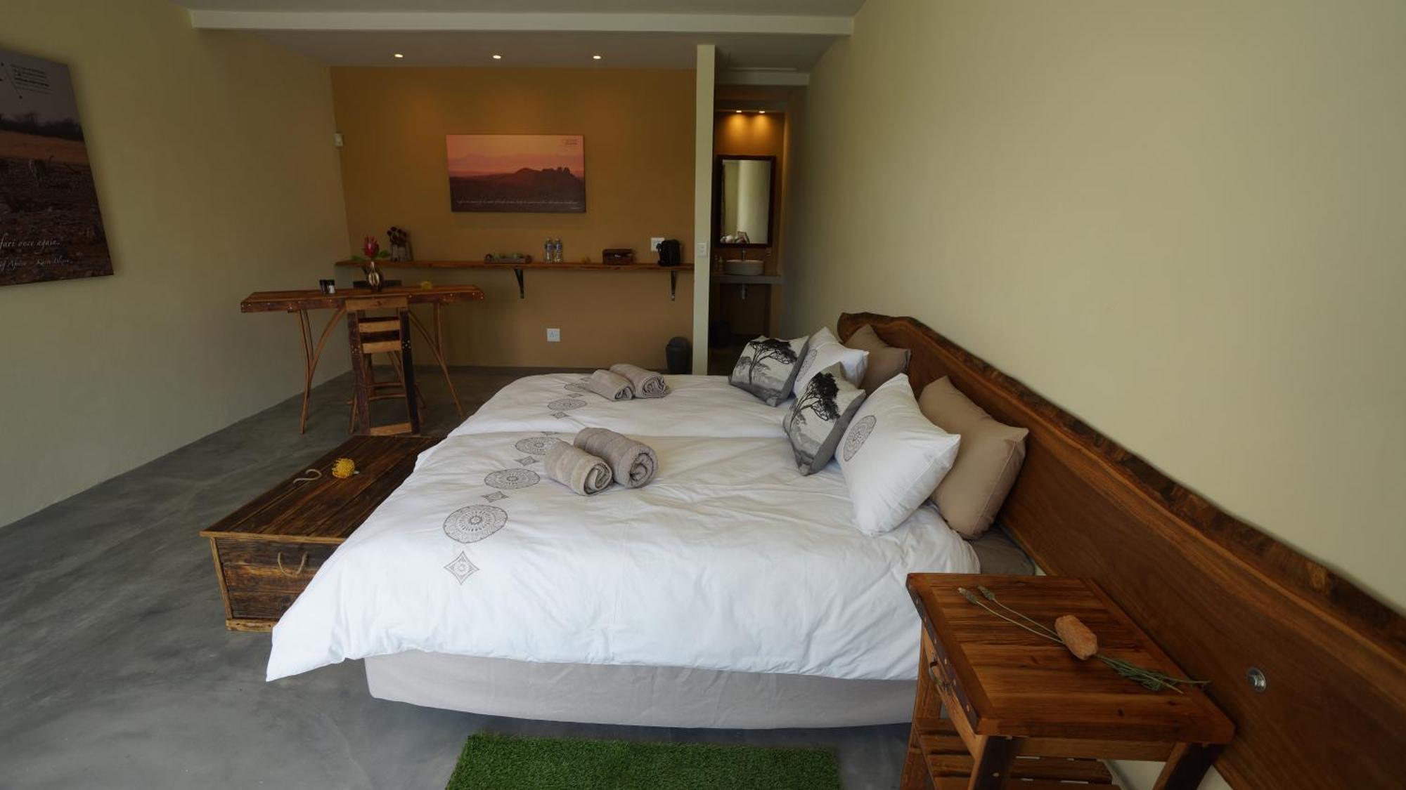 Stellar Overberg Travellers Lodge Napier Екстериор снимка