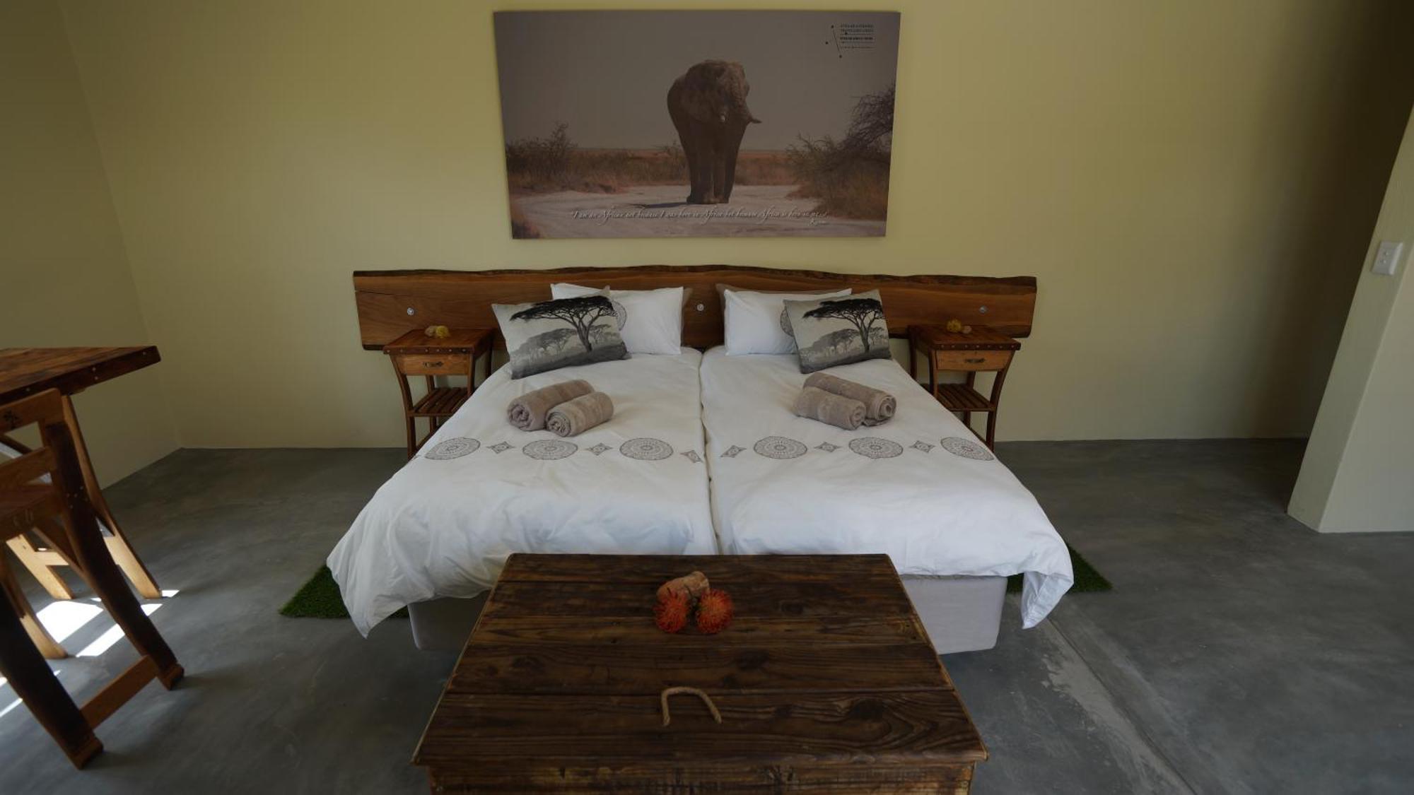 Stellar Overberg Travellers Lodge Napier Екстериор снимка