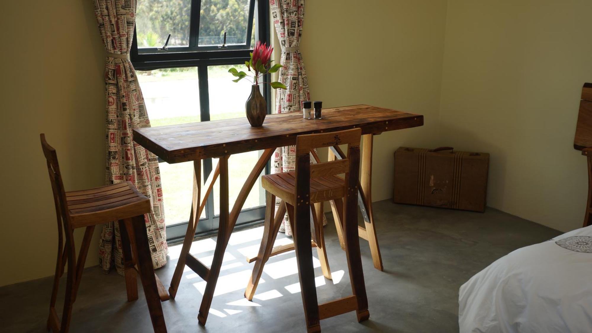 Stellar Overberg Travellers Lodge Napier Екстериор снимка