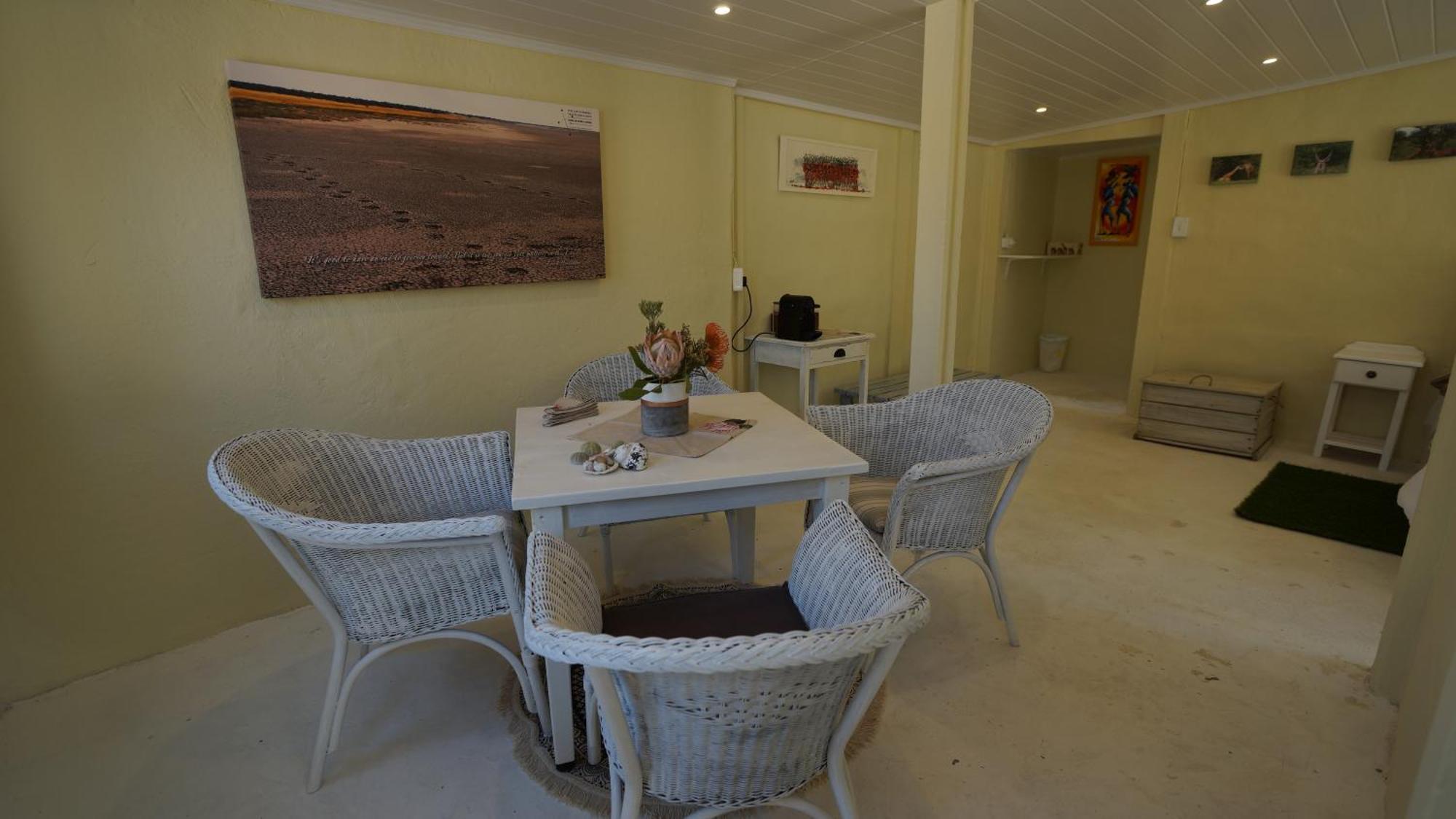 Stellar Overberg Travellers Lodge Napier Екстериор снимка