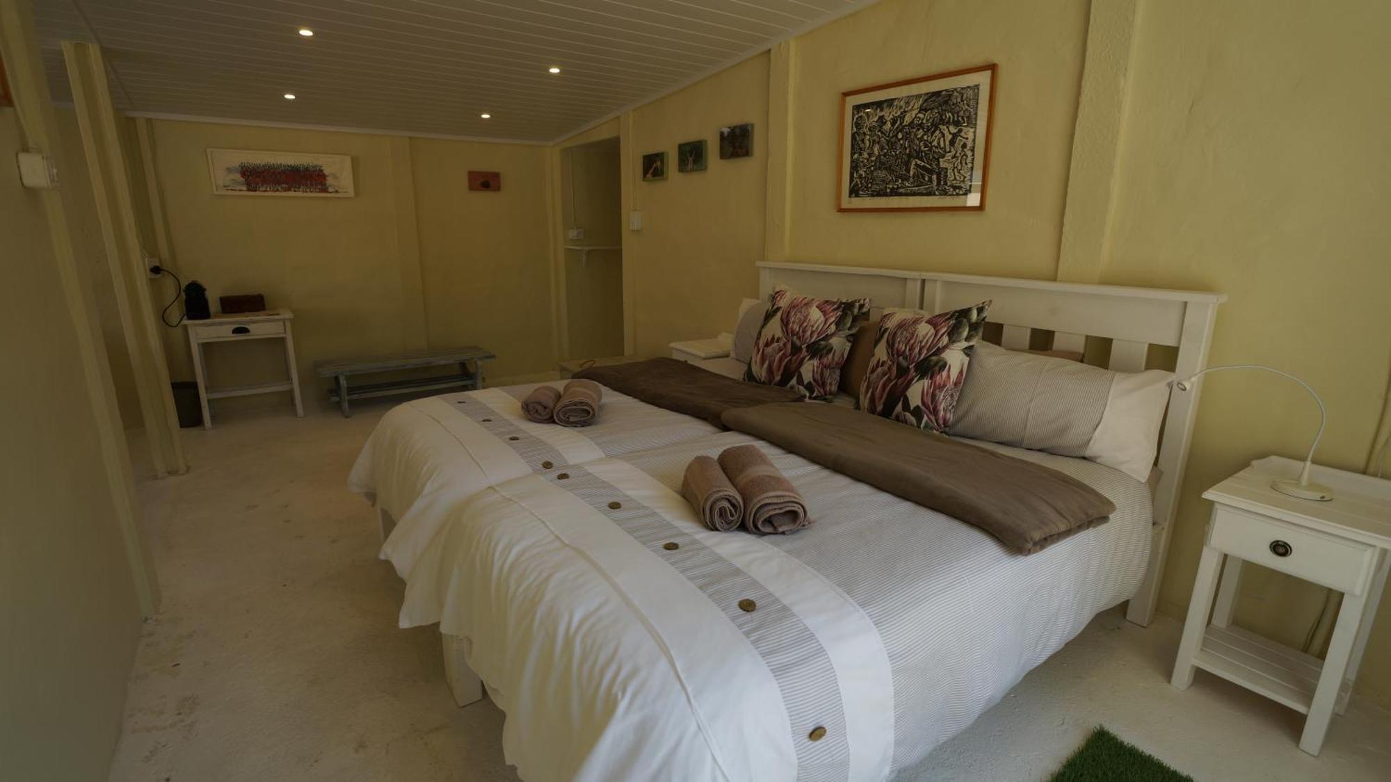 Stellar Overberg Travellers Lodge Napier Екстериор снимка