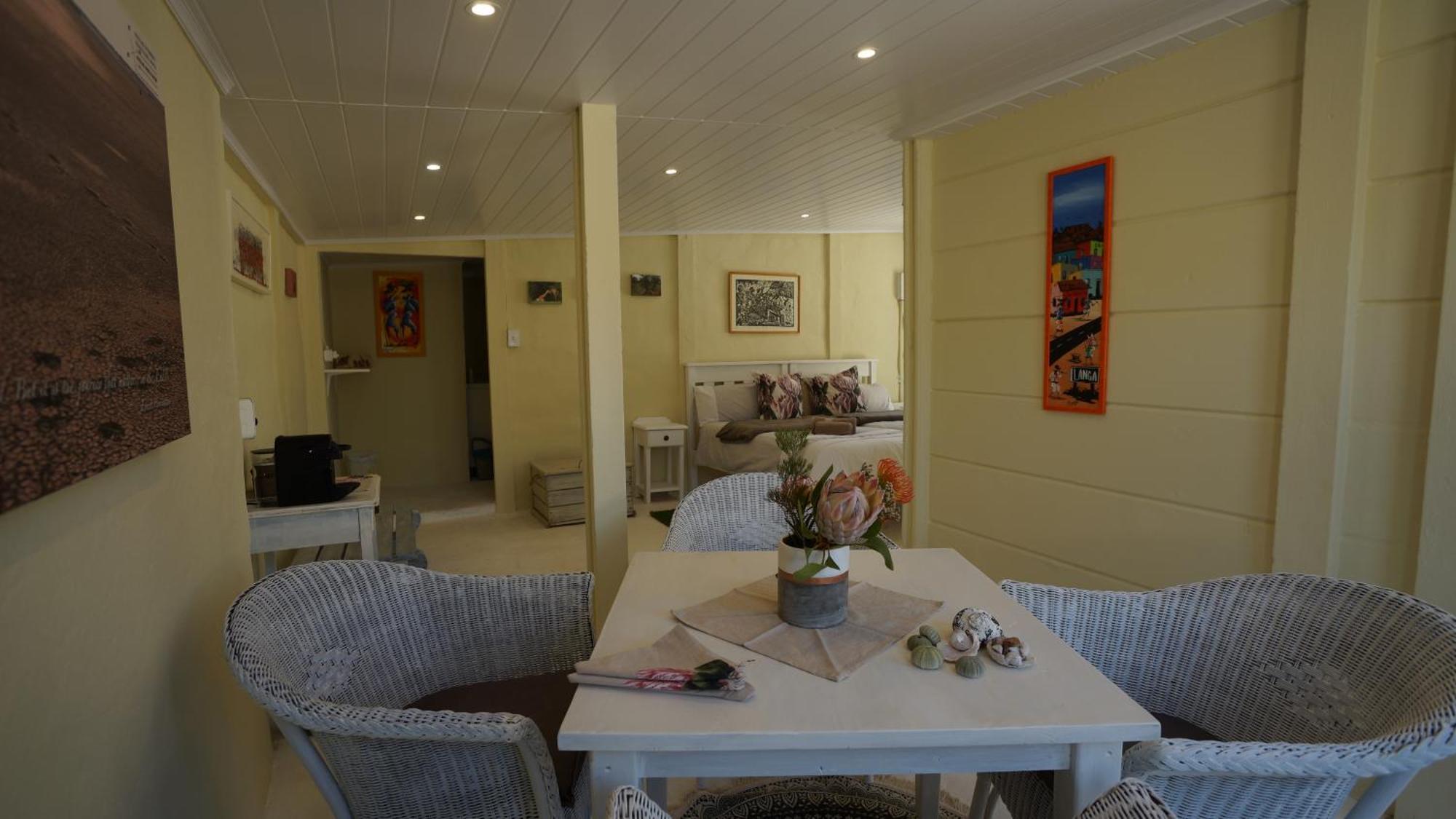 Stellar Overberg Travellers Lodge Napier Екстериор снимка